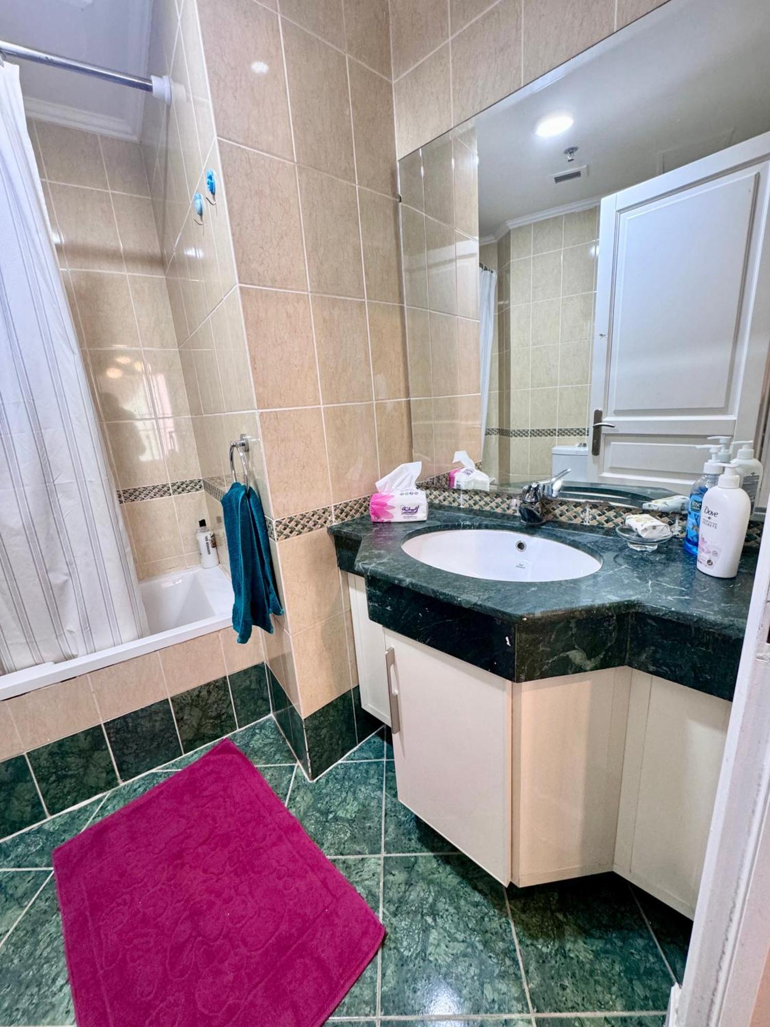Cozy On San Stefano Grand Plaza Towers Apartment